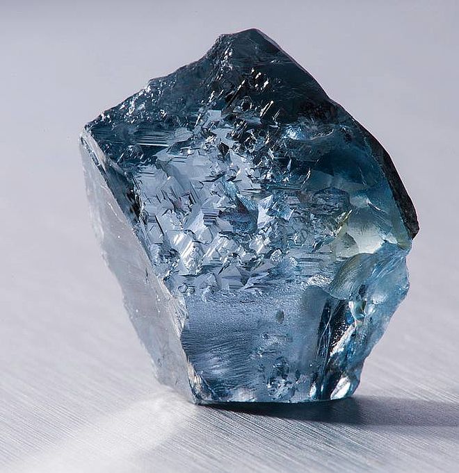 Wyjątkowy niebieski diament wydobyty w RPA