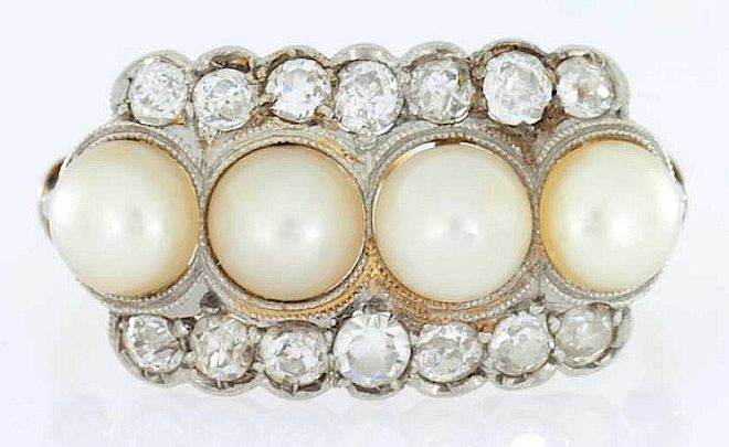  Pierścionek z brylantami i perłami. Biżuteria z perłami w Galerii BiżuBizarre
