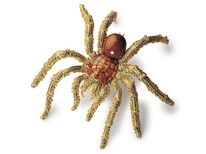 Brosza-tarantula Hemmerle. Biżuteria z pereł wczoraj i dziś