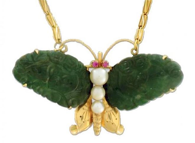 Secesyjny naszyjnik zdobiony wisiorem w kształcie motyla. Biżuteria secesyjna (Art Nouveau), część 1